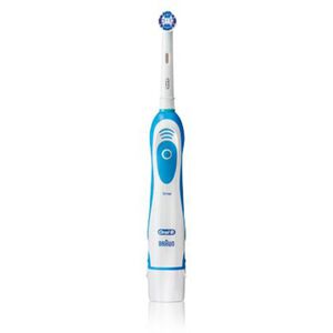 Crest Oral-B Pro-Health Precision Clean Toothbrush